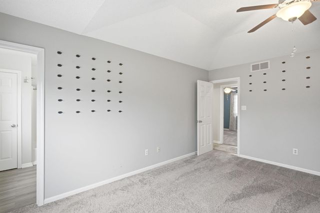 2316 HILLSHIRE DR, Columbia, MO 65203