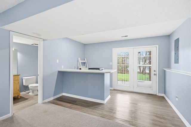 2316 HILLSHIRE DR, Columbia, MO 65203