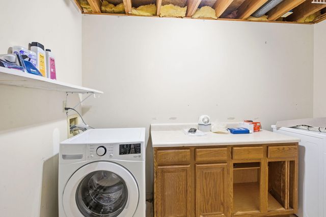 2316 HILLSHIRE DR, Columbia, MO 65203