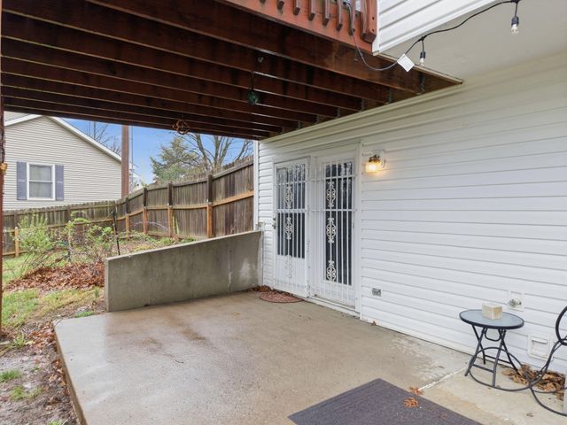 2316 HILLSHIRE DR, Columbia, MO 65203