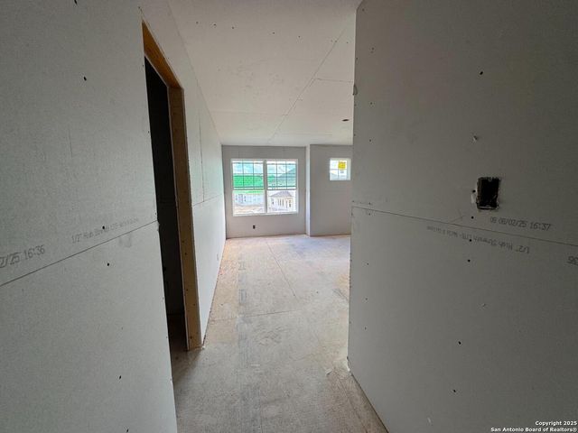 403 Nottabi Rd, Adkins, TX 78101