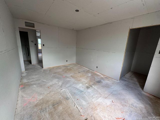 403 Nottabi Rd, Adkins, TX 78101