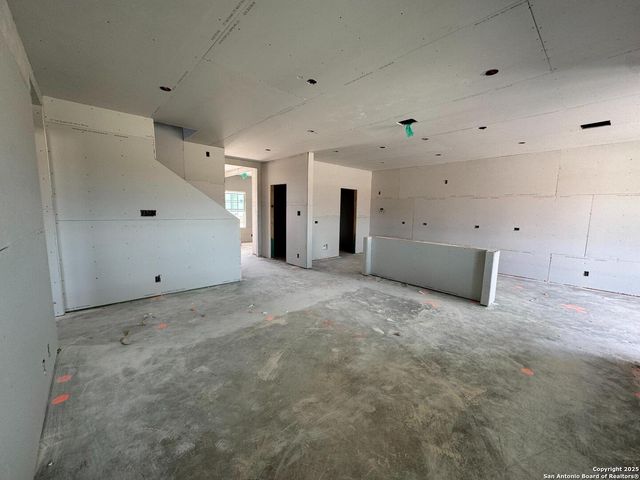 403 Nottabi Rd, Adkins, TX 78101