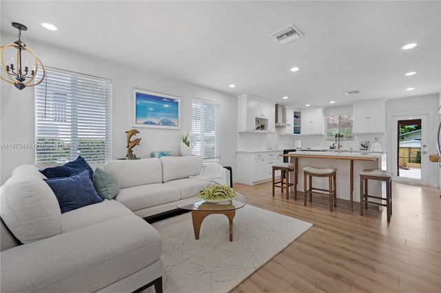 53 Bonefish Ave, Key Largo, FL 33037