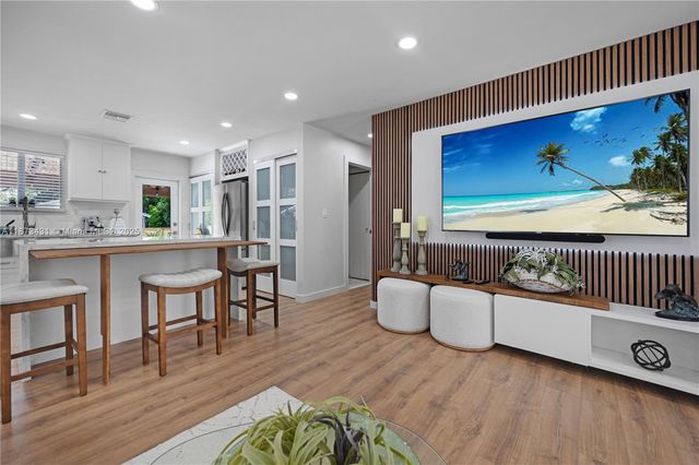 53 Bonefish Ave, Key Largo, FL 33037