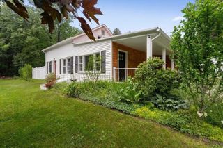 166 Packardville Rd, Pelham, MA 01007