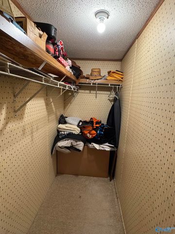 1911 Niles Road, Boaz, AL 35957