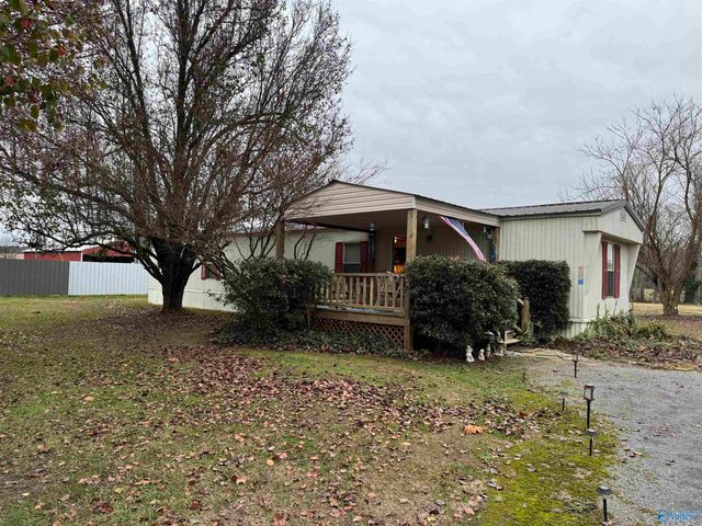 1911 Niles Road, Boaz, AL 35957