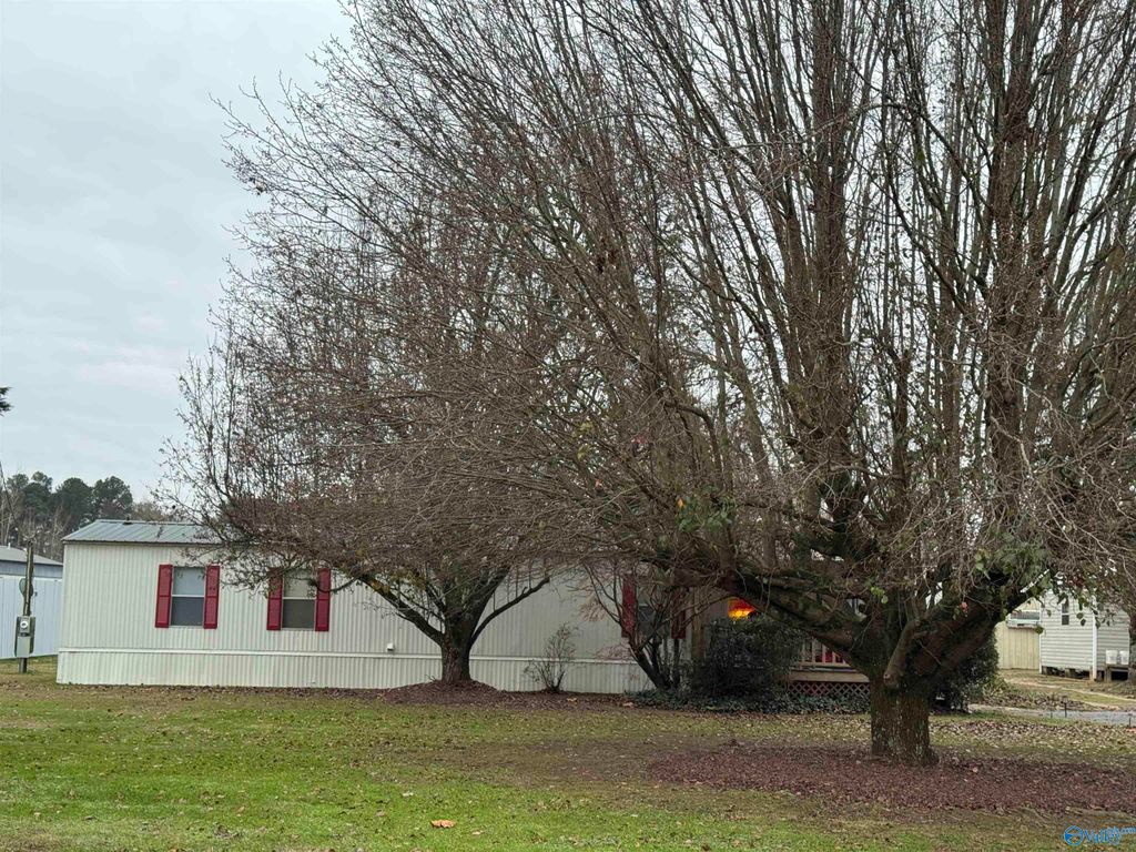 1911 Niles Road, Boaz, AL 35957