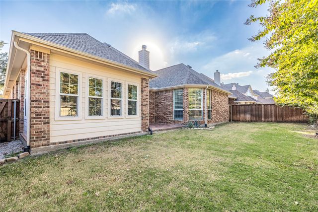 6115 Crestridge Lane, Sachse, TX 75048