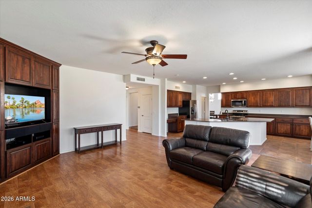 22005 N 43RD Place, Phoenix, AZ 85050