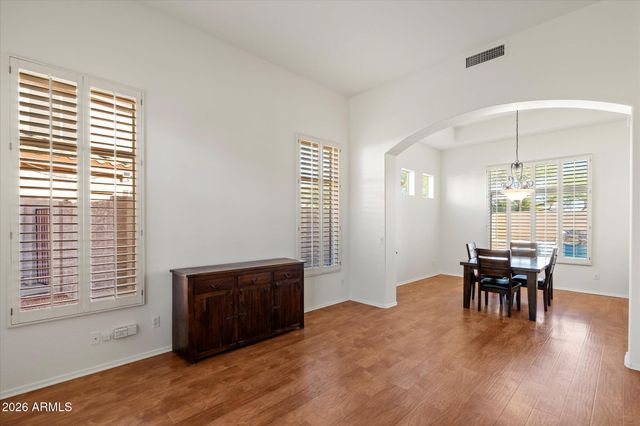 22005 N 43RD Place, Phoenix, AZ 85050