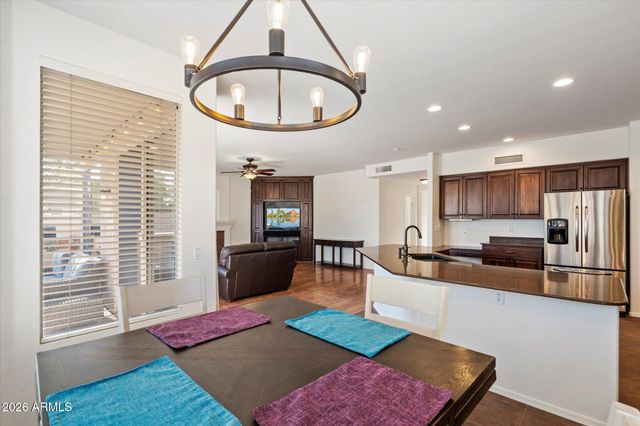 22005 N 43RD Place, Phoenix, AZ 85050