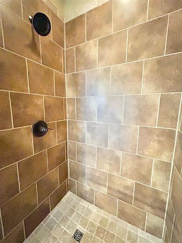 913 SW 78th St., Lawton, OK 73505