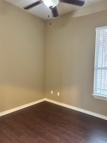 913 SW 78th St., Lawton, OK 73505