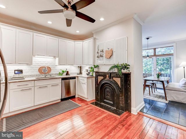 122 S COLLINGTON AVE, Baltimore, MD 21231