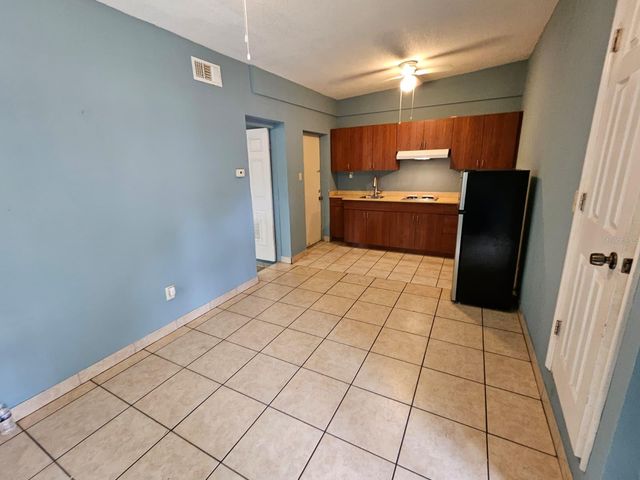 118 N VAN BUREN AVENUE, Orlando, FL 32811