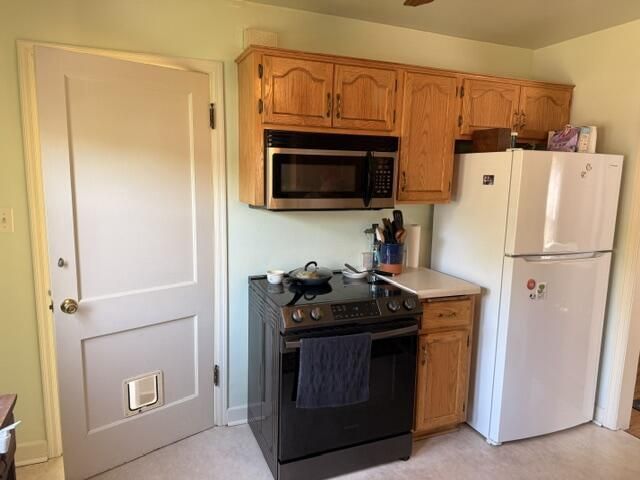 2407 S 78th STREET, West Allis, WI 53219