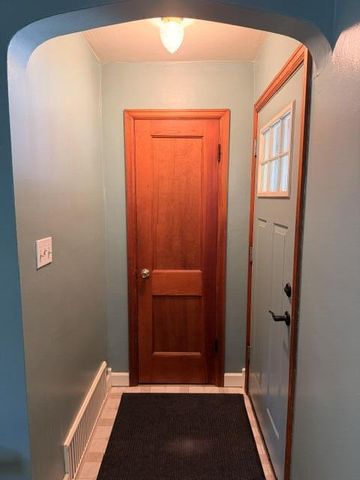 2407 S 78th STREET, West Allis, WI 53219