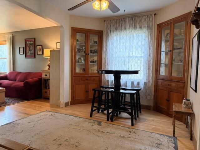 2407 S 78th STREET, West Allis, WI 53219