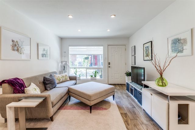 4340 Cedar Springs Road 109, Dallas, TX 75219