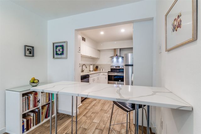 4340 Cedar Springs Road 109, Dallas, TX 75219