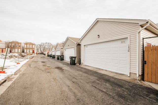 1838 N Laramie Avenue B, Chicago, IL 60639