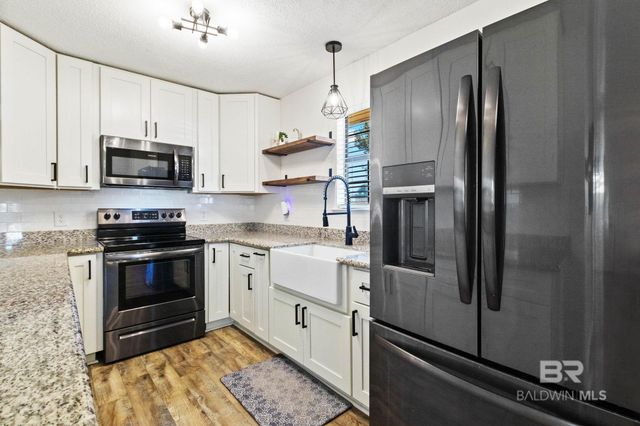 40 Blacksher Road, Atmore, AL 36502