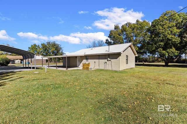 40 Blacksher Road, Atmore, AL 36502