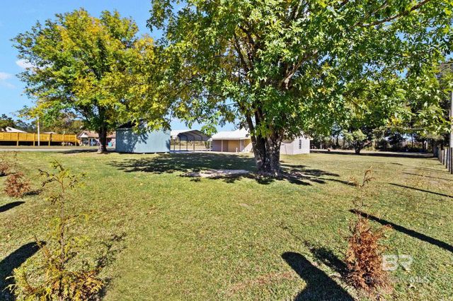 40 Blacksher Road, Atmore, AL 36502