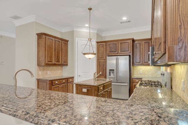 5921 Llano Avenue, Dallas, TX 75206
