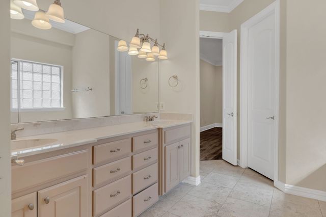 5921 Llano Avenue, Dallas, TX 75206