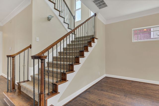 5921 Llano Avenue, Dallas, TX 75206