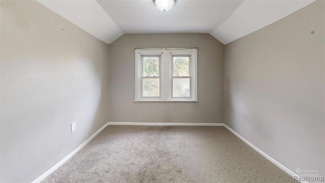 8070 Dale, Center Line, MI 48015