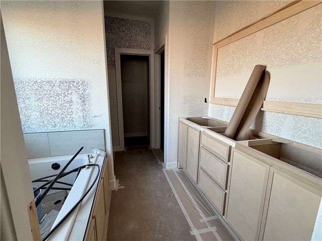 632 Primitivo Avenue, Tontitown, AR 72762