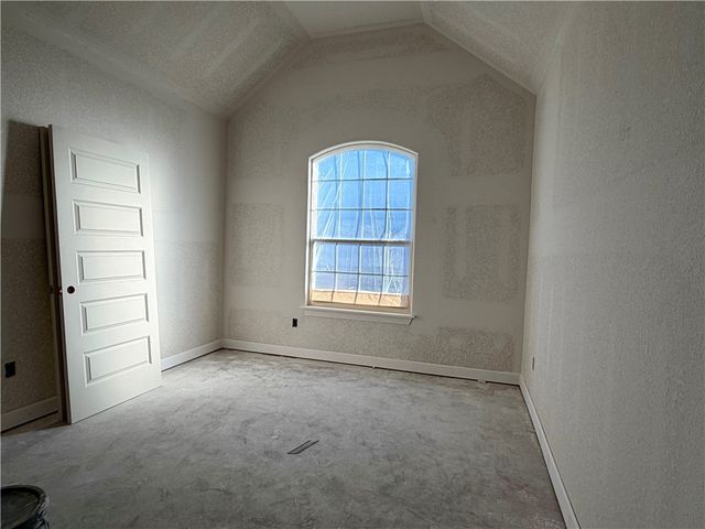 632 Primitivo Avenue, Tontitown, AR 72762