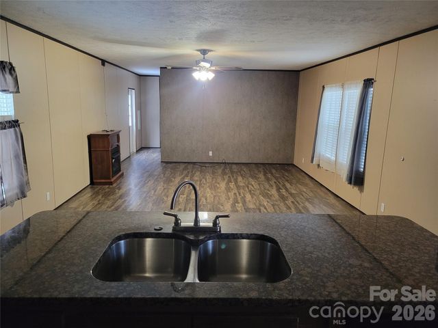 859 Big Cove Road, Waynesville, NC 28786