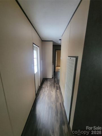 859 Big Cove Road, Waynesville, NC 28786