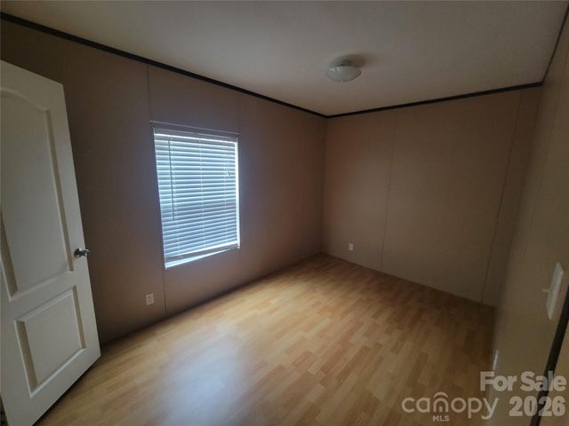 859 Big Cove Road, Waynesville, NC 28786