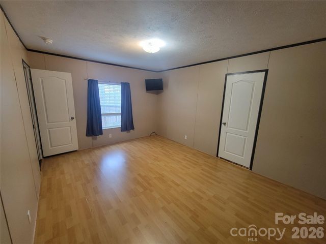 859 Big Cove Road, Waynesville, NC 28786