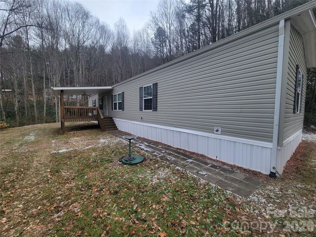 859 Big Cove Road, Waynesville, NC 28786