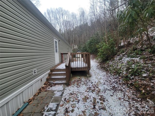 859 Big Cove Road, Waynesville, NC 28786