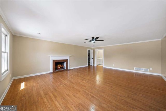 130 Victoria Drive, Fayetteville, GA 30214