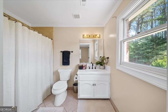 130 Victoria Drive, Fayetteville, GA 30214