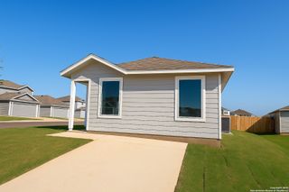 6702 Chert Chase, Elmendorf, TX 78112