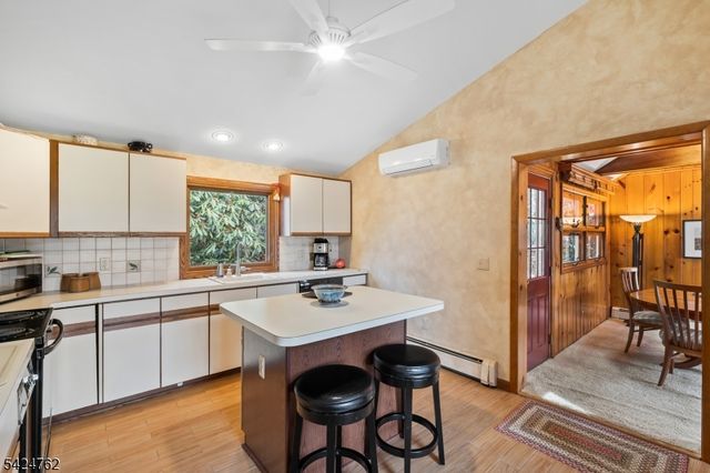 1066 Lakeside Dr, Vernon Twp., NJ 07422