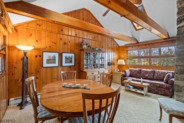 1066 Lakeside Dr, Vernon Twp., NJ 07422