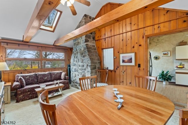 1066 Lakeside Dr, Vernon Twp., NJ 07422