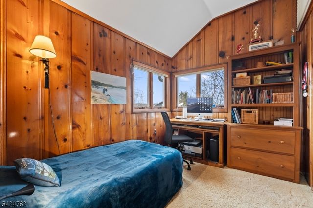 1066 Lakeside Dr, Vernon Twp., NJ 07422