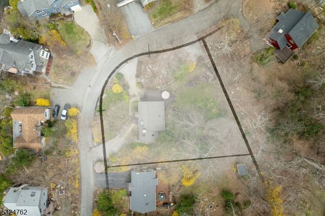 1066 Lakeside Dr, Vernon Twp., NJ 07422